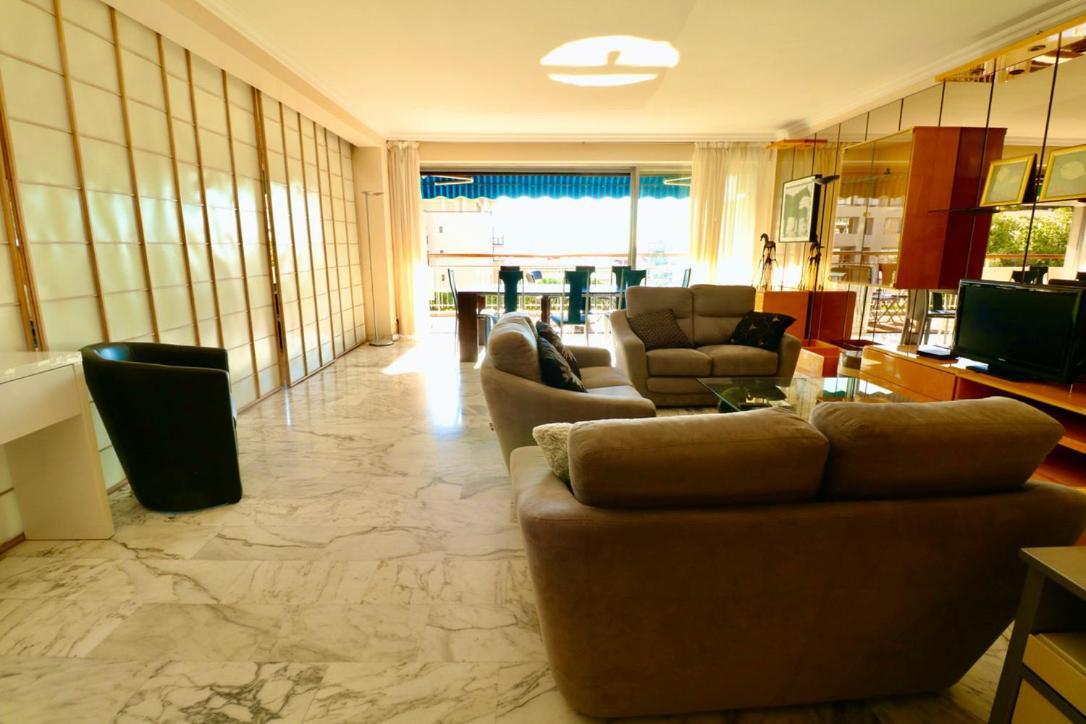 2, 3 And 4 Bedroom Sea View Forville Apartments 5 Mins From The Palais Cannes Esterno foto
