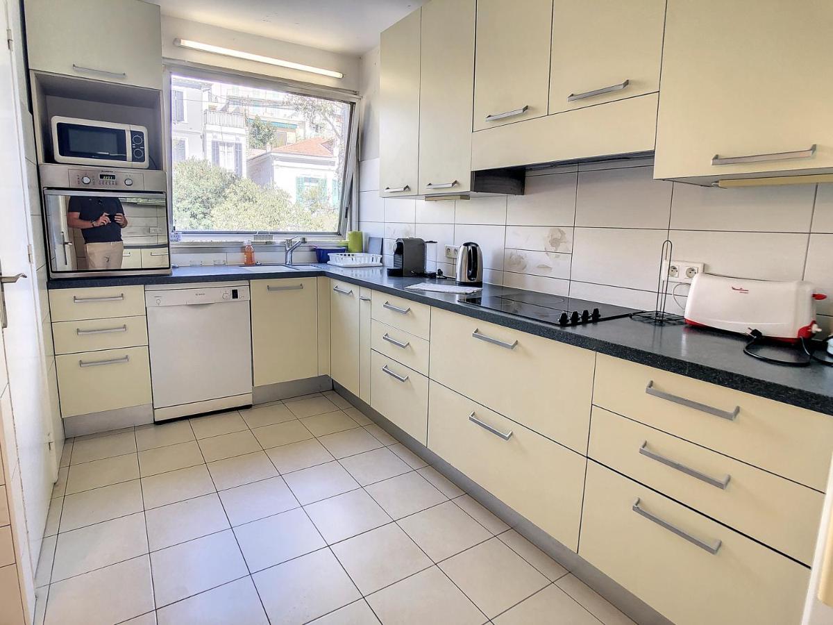 2, 3 And 4 Bedroom Sea View Forville Apartments 5 Mins From The Palais Cannes Esterno foto